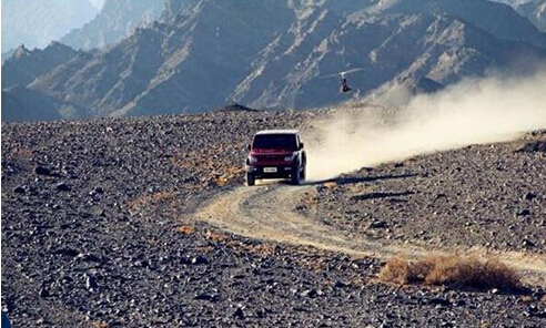 成都包越野車價(jià)格 成都包越野車多少錢一天