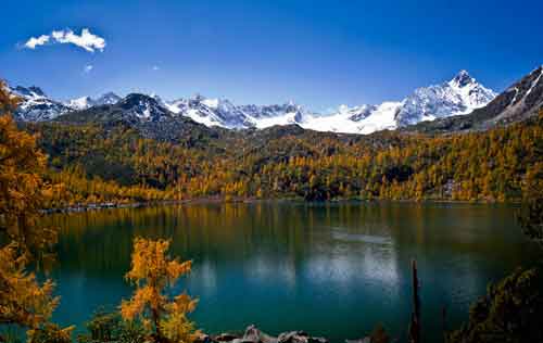 秋游正當時!成都租車旅游選哪一條?