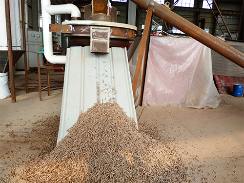 夏季稻殼顆粒機(jī)生產(chǎn)線在加工過程中需要注意哪些？